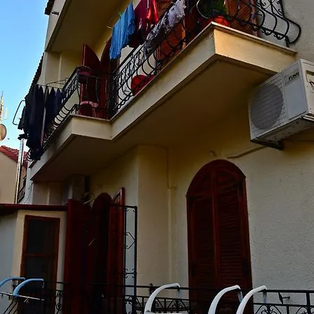 דירה Amversa's Skála Marión